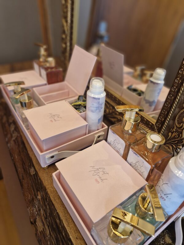 Bandeja Lavabo Feminina _ creme de mãos