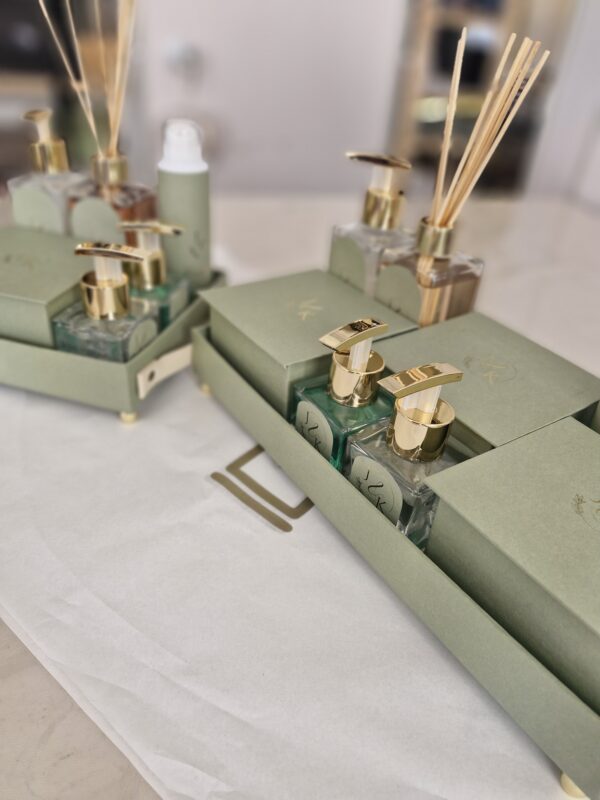 Bandeja Lavabo Feminina _ creme de mãos