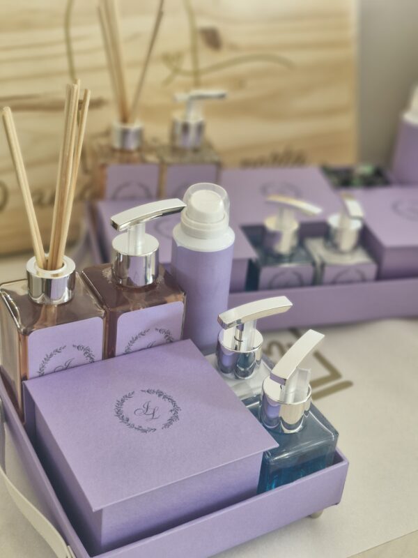 Bandeja Lavabo Feminina _ creme de mãos