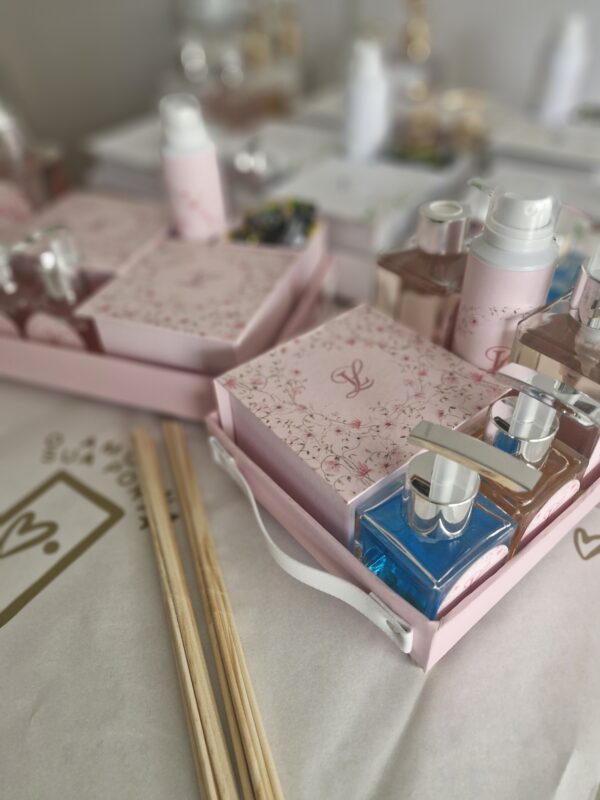 Bandeja Lavabo Feminina _ creme de mãos